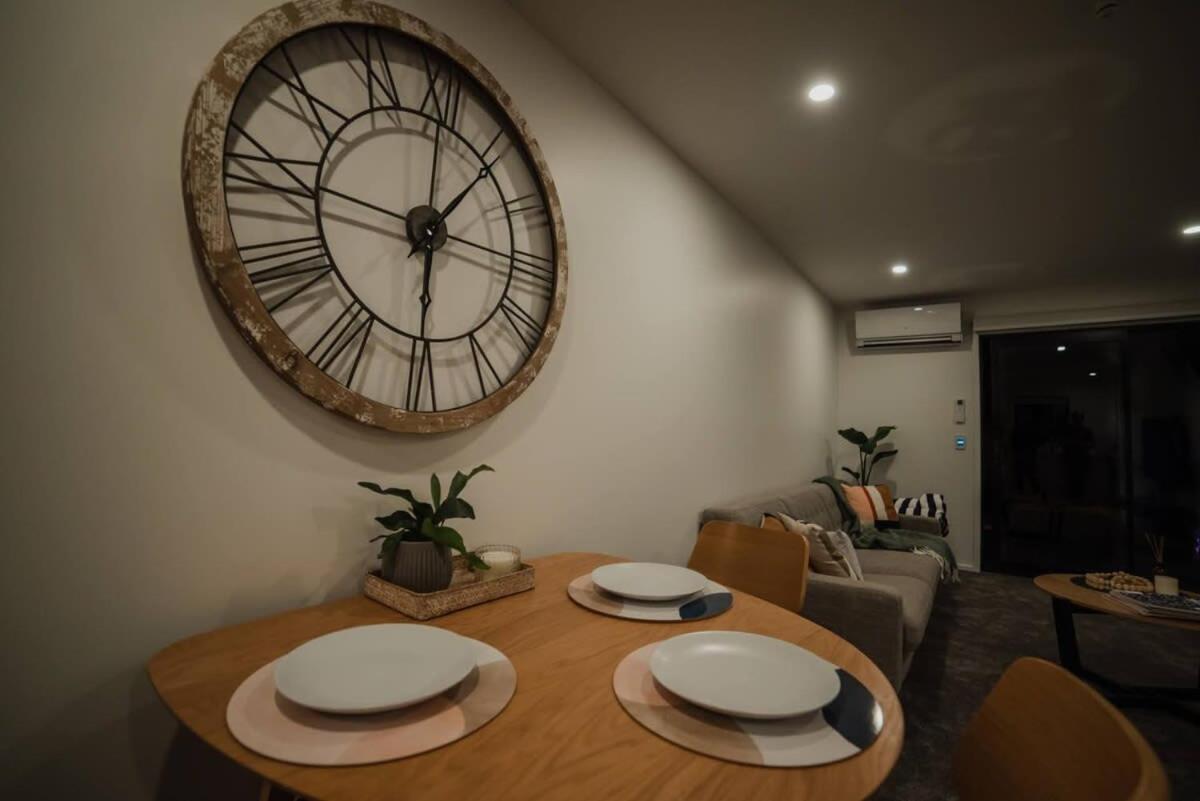 Stones Throw From The Stadium & Hot Tub Christchurch Ngoại thất bức ảnh