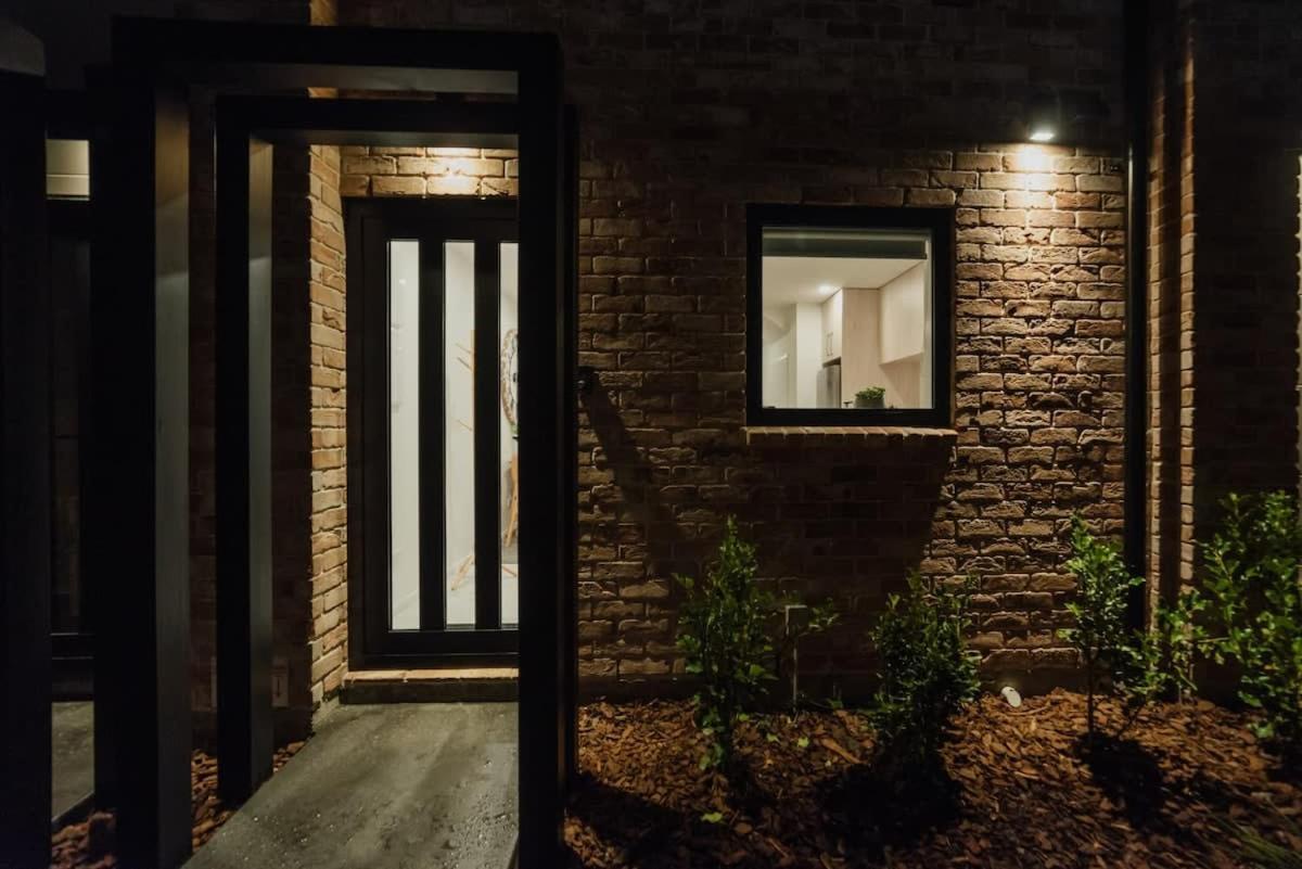 Stones Throw From The Stadium & Hot Tub Christchurch Ngoại thất bức ảnh